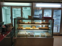 面包甜点陈列柜-红叶蛋糕(广达路总店)