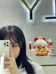 -艾米莉 烫染沙龙