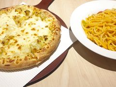 -必胜客(WOW阿罗海店)