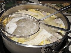 -浪里寻·臻牛养生牛肉火锅(方圆荟店)