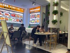 -嗨辣小聚·盘锦河蟹·海鲜烧烤龙虾(盘锦十年好店)