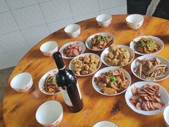 -绿草地·湘菜(7mall店)