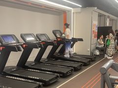 -乐刻运动健身(同曦假日百货店)
