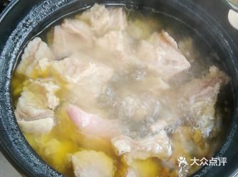 今天分享一道家常易手清炖牛肋条