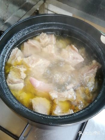 今天分享一道家常易手清炖牛肋条