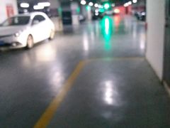 -龙阳广场-地下停车库