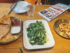 -双公羊·馕坑烤全羊(奥体店)