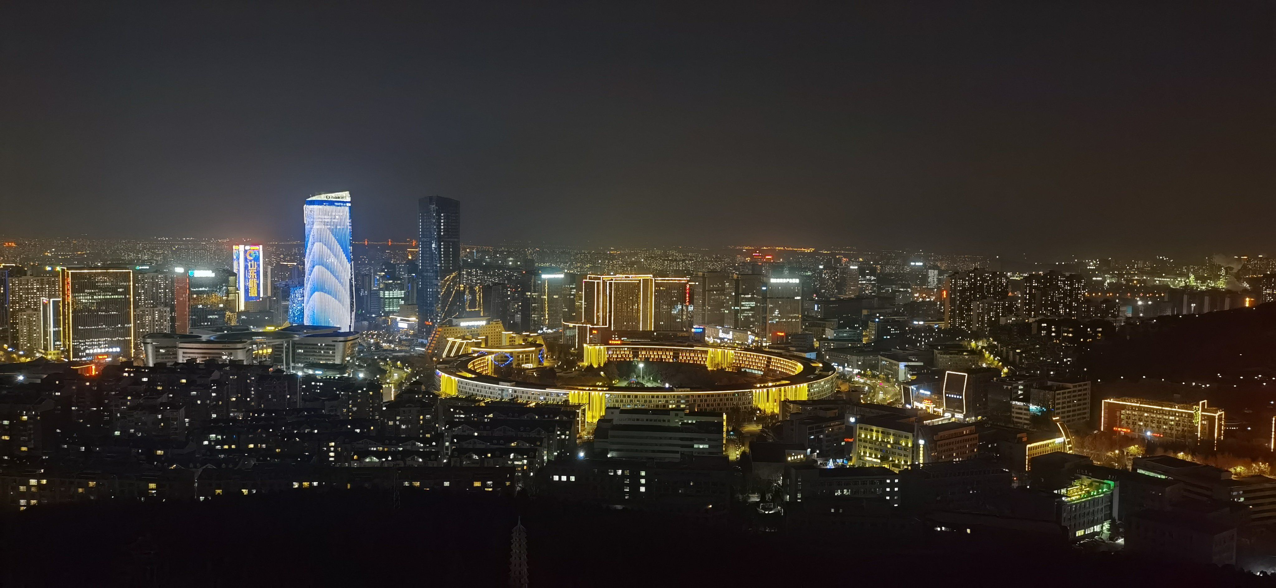 鸟瞰齐鲁软件园夜景