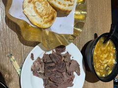 -闫家驴肉老店(华电一校店)