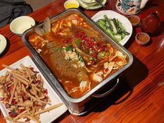 -老宅藕香·湖北菜·非遗藕汤·武昌鱼(黄鹤楼景观店)