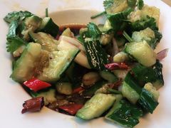 素拍黄瓜-关东小磨东北菜(上海长风大悦城店)