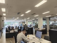 -深圳锦龙奥迪4S店(前海店)