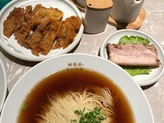 蛋汁大排-松鹤面馆·古法焖肉面(观前店)