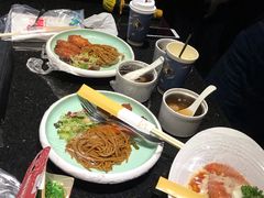 -K+全国连锁KTV(绿地缤纷天地店)
