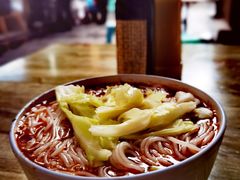 极品牛肉米线-蒋六十八梯眼镜面(渝中店)