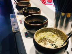 小料畅吃-呷哺呷哺(新世界百货望京店)