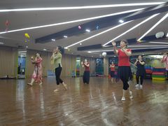 -健龙森俱乐部·游泳·健身·羽毛球综合体育馆