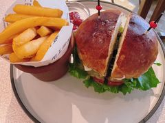 -麦田工坊(月湖店)