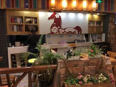 -花馬肆.云南过桥米线(汉神购物广场现场熬汤店)