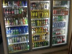 -全家便利店(新闸路二店)