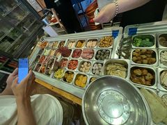 -愉肴麻辣香锅(中北镇店)
