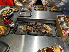 -马路牙子烧烤音乐酒馆(望京店)