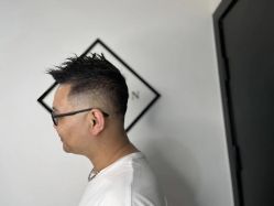 -CE·专业蛋白•羽毛接发·潮色烫染品牌店