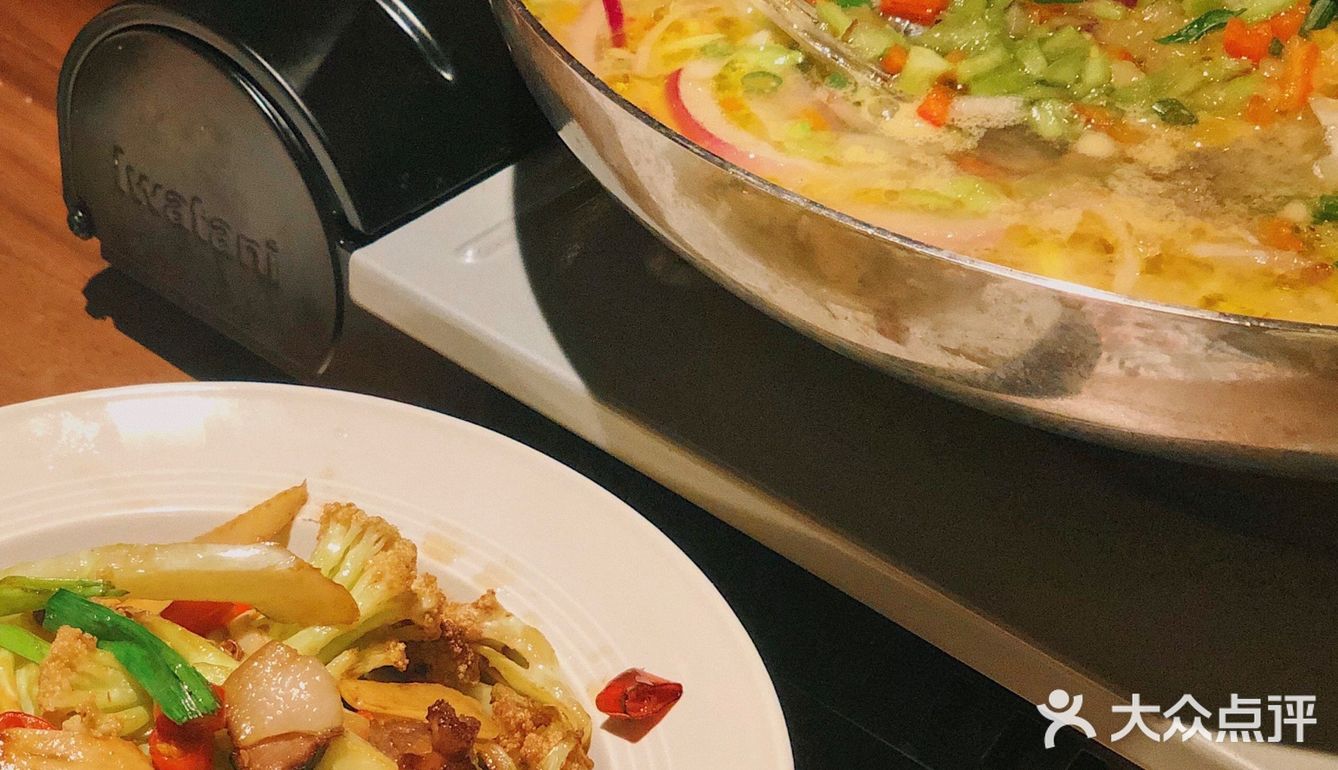 杭州探店｜氛围感川菜馆超下饭