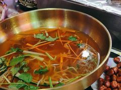 -沪上名羊天下碳烤羊腿•东北烧烤•小龙虾(浦东直营总店)
