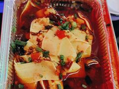 -路边边地标烧烤·川菜·小龙虾·音乐酒馆(良乡长虹店)