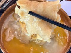 -鲜入围煮花胶鸡海鲜火锅