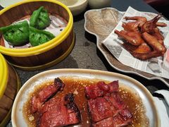 -蝴蝶里·粤菜·点心(滨江龙湖店)