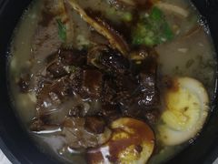 -花溪巷牛肉粉(泉城路店)