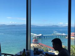 -蜈支洲岛珊瑚酒店临海阁中餐厅