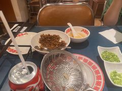 -邹开喜·小海鲜醉鸡煲·潮汕鲜切牛肉店(襄阳北路店)
