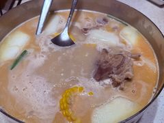 胡椒猪骨煲汤-肥仔文澳门猪骨煲(南京西路店)