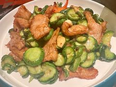 -羽鸽集·乳鸽专门店·地道顺德菜(岭南站店)