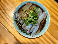 -勺子米线·云南传统小吃市集(四方街店)