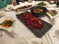-上海小南国(仲盛世界商城店)