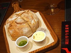 -恰餐厅及酒吧 CHAR Bar & Grill (北京丽都皇冠假日店)