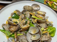 -荣基四海一家·家常菜·海鲜大排档(新安店)
