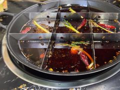 -乖嬢嬢重庆老火锅(南联店)