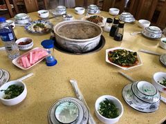 -东巴谷野生菌火锅餐厅