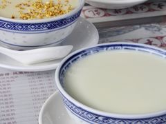招牌香滑凤凰奶-周大娘牛乳(旧寨古村总店)