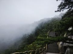 -罗田薄刀峰风景区