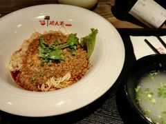-哇蛙牛功夫面渝都料理(龙阳广场店)