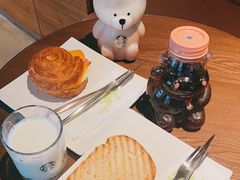 -星巴克臻选(广州高德置地秋广场店)