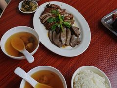 -乌文新澄海卤鹅店