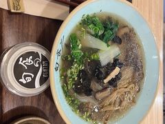-南渝食府.墨脱石锅松茸鸡