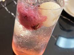 荔枝樱花气泡水-1981牛排西餐厅(海信店)